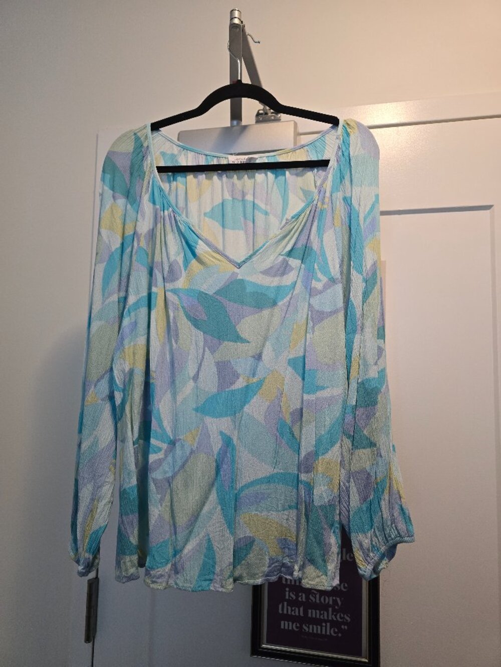 Pastel Leaf Print Long Sleeve Blouse